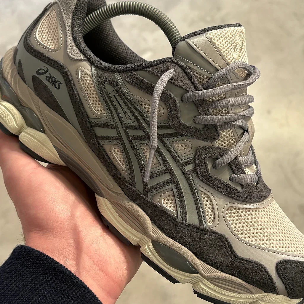 ASICS Gel-NYC Oatmeal Obsidian Grey