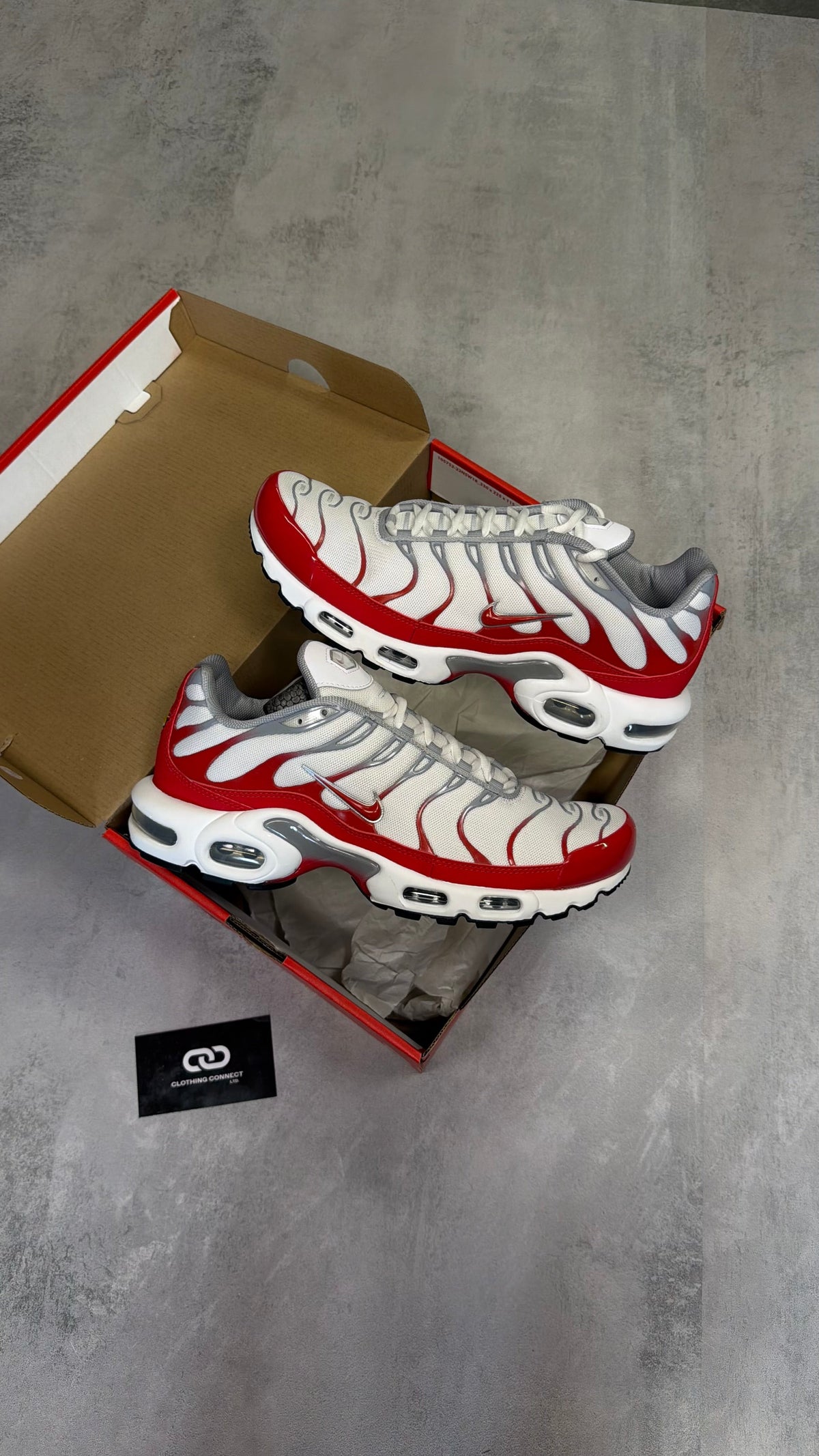 Nike Air Max TNs 'University Red'