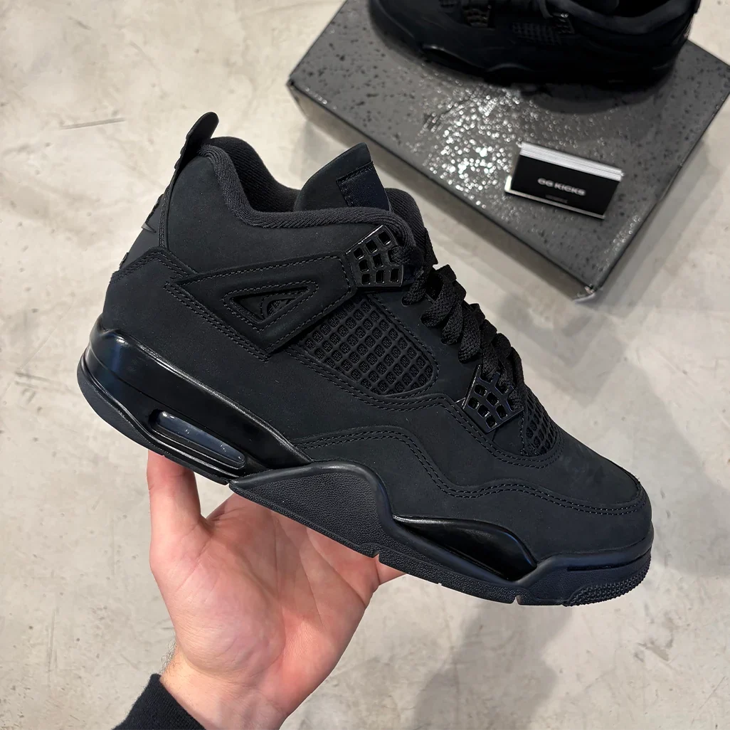 Air Jordan 4 Retro Black Cat 2025
