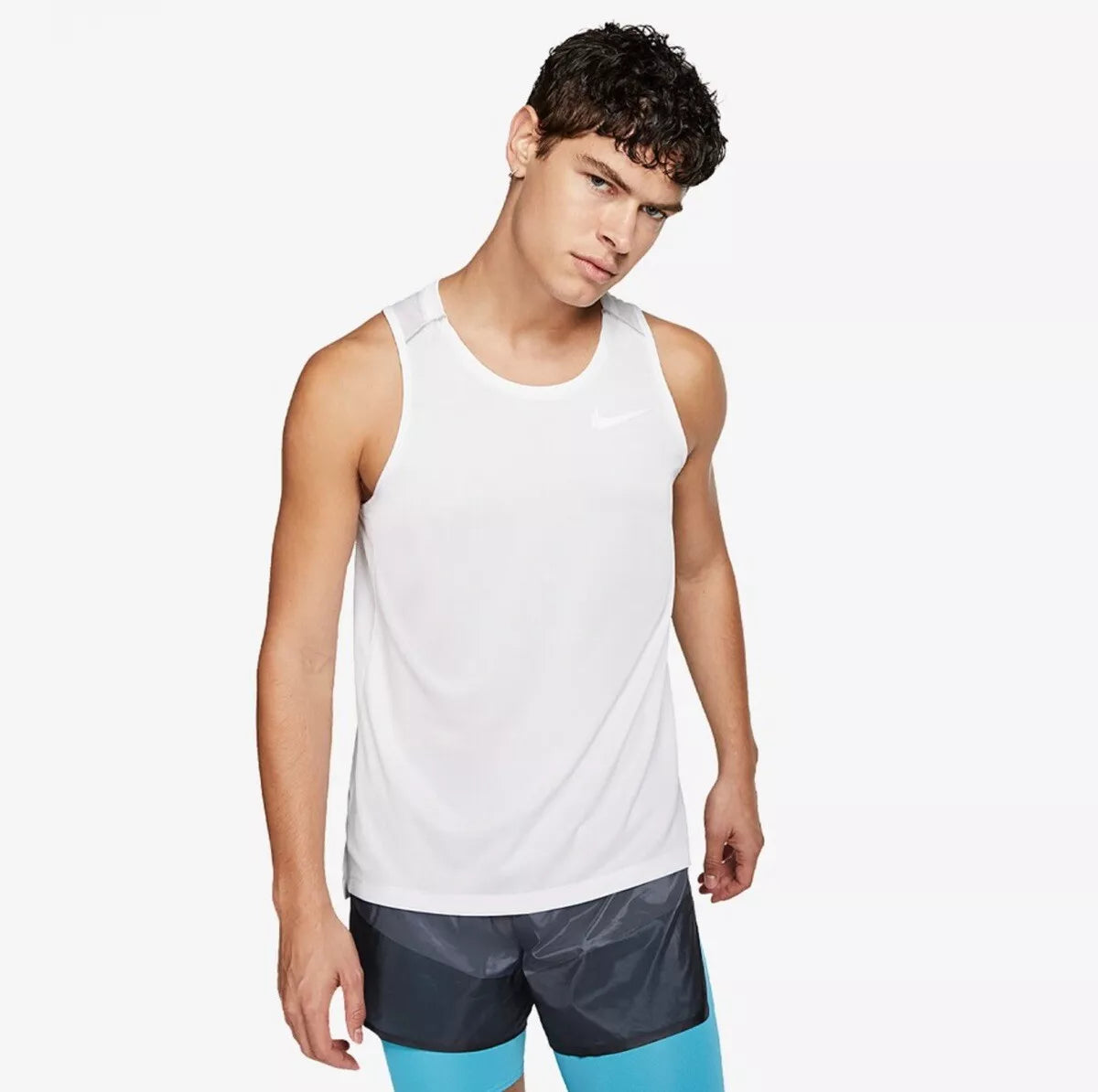 Nike MILER 1.0 VEST - WHITE ( ASIA SIZING )